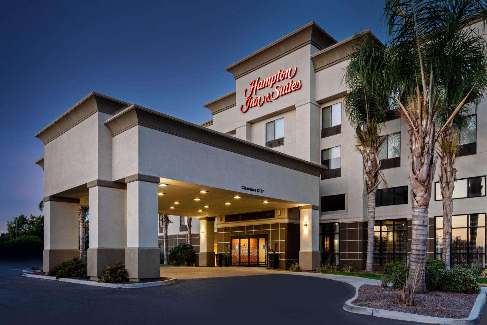 Hampton Inn And Suites Bakersfield / Highway 58 Exterior photo