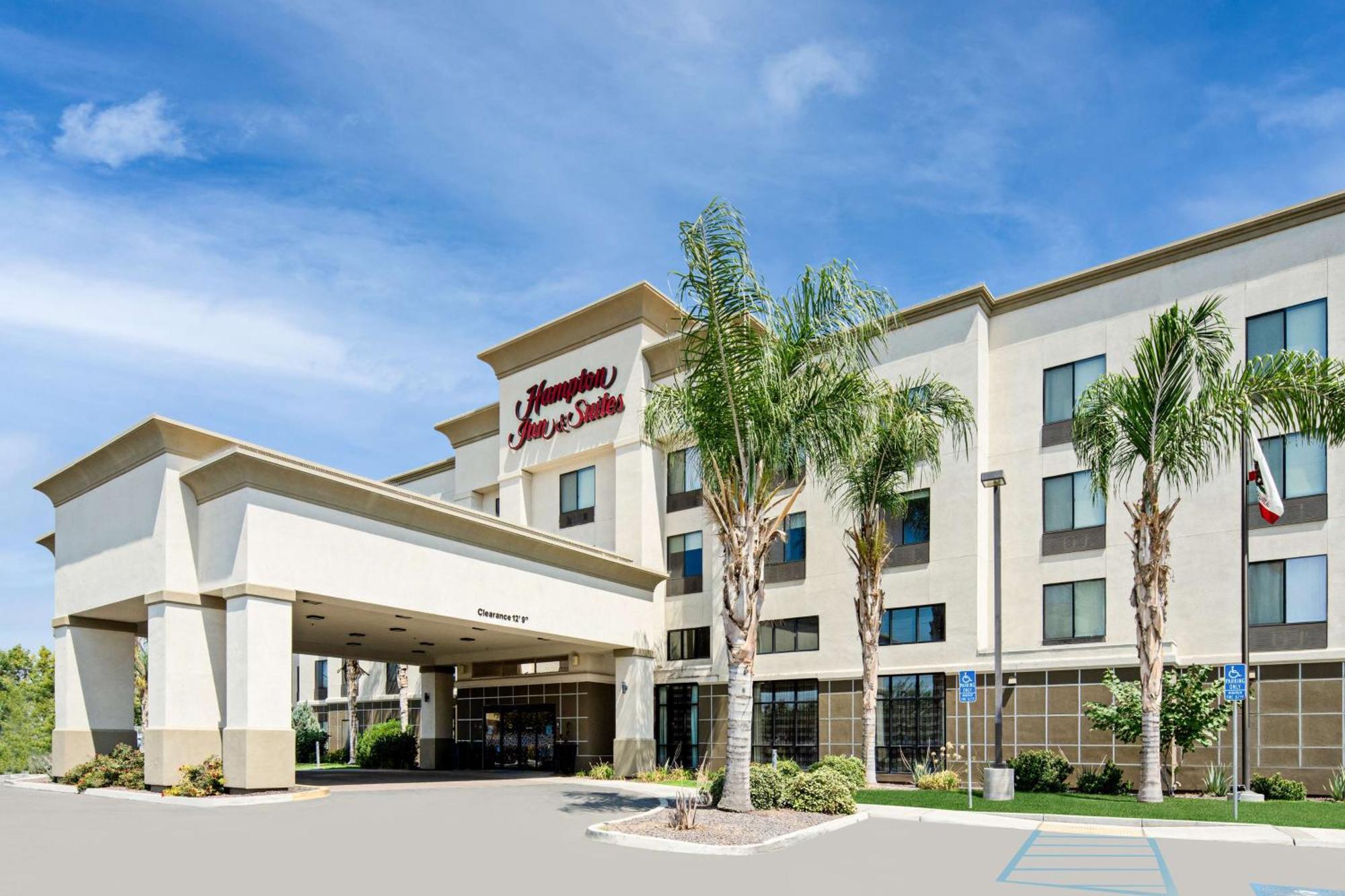 Hampton Inn And Suites Bakersfield / Highway 58 Exterior photo